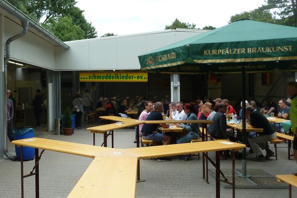 neue Bruchfesthalle Aussenbereich