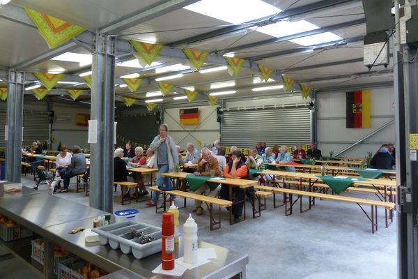 neue Bruchfesthalle Innenansicht